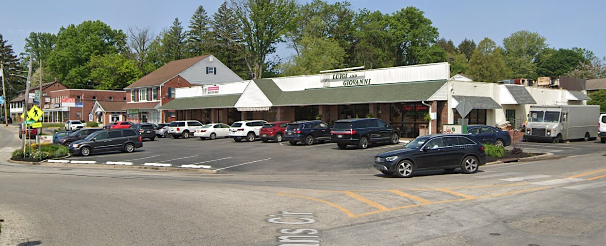 3601 Chapel Rd, Newtown Square, PA à louer Photo de l’immeuble– Image 1 sur 4