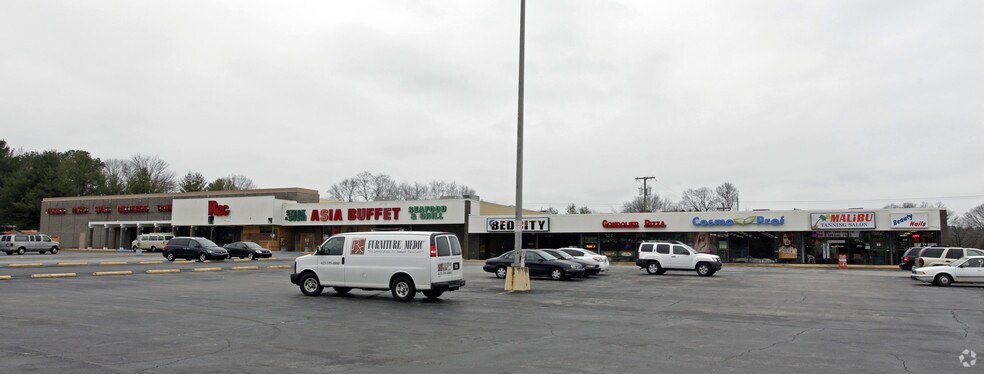 6901 Lee Hwy, Chattanooga, TN à louer - Photo de l’immeuble – Image 3 sur 6