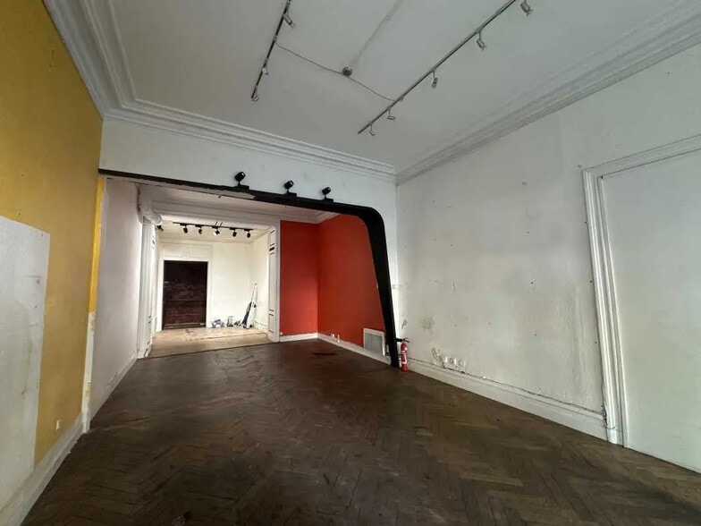 Local commercial dans Bordeaux à louer - Photo intérieure – Image 1 sur 3