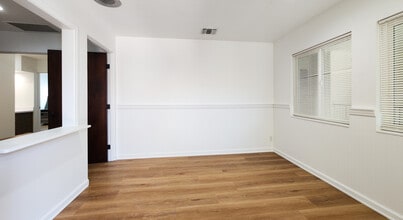 18821 Delaware St, Huntington Beach, CA à louer Photo intérieure– Image 2 sur 11