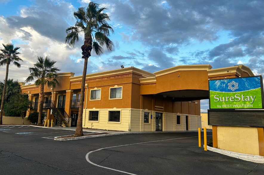 1750 E Main St, Mesa, AZ à vendre - Photo de l’immeuble – Image 2 sur 19