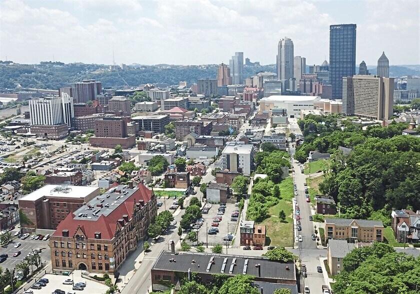1625 Forbes Ave, Pittsburgh, PA à vendre - Photo de l’immeuble – Image 2 sur 2