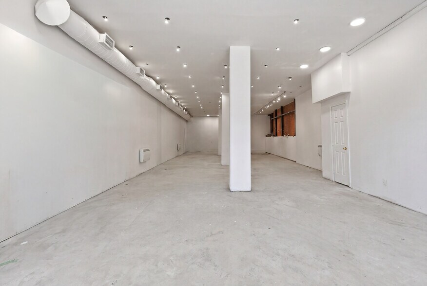 3800 Boul Saint-Laurent, Montréal, QC à louer - Photo de l’immeuble – Image 2 sur 6