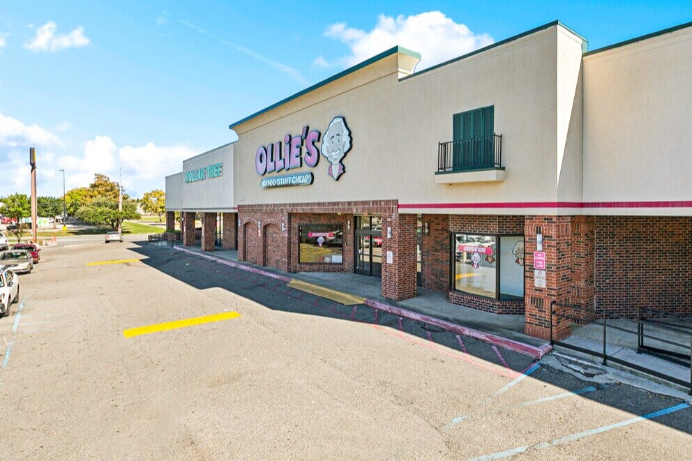 393-397 W Esplanade Ave, Kenner, LA à vendre Photo de l’immeuble– Image 1 sur 10