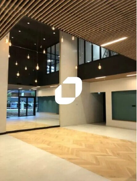 Bureau dans Mérignac à louer - Photo de l’immeuble – Image 1 sur 9