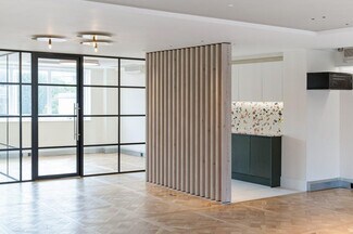 Plus de détails pour 74-76 St John St, Londres - Bureau à louer