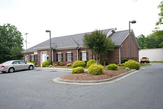 Plus de détails pour 120 S Mountain St, Cherryville, NC - Bureau à vendre