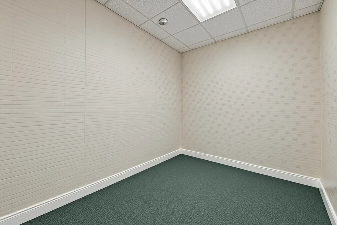 24-26 Liberty Square Mall, Stony Point, NY 10980 - Lot 24-25-26 - - Photo intérieure - Image 2 of 43