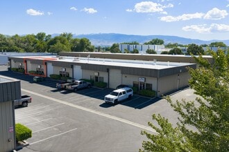 595 Spice Islands Dr, Sparks, NV à louer Photo intérieure– Image 2 sur 2