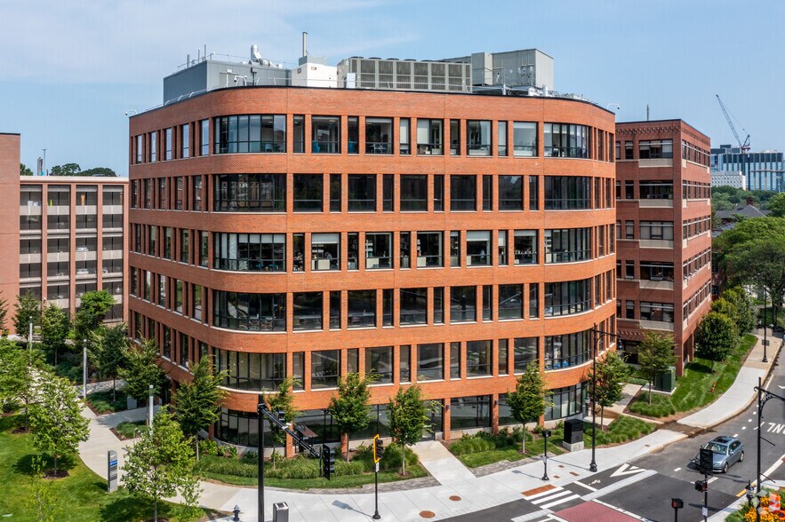 1 Brookline Pl, Brookline, MA à louer - Photo de l’immeuble – Image 2 sur 11
