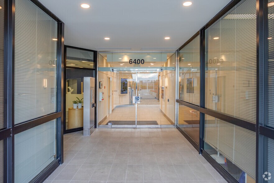 6400 Roberts St, Burnaby, BC à louer - Photo intérieure – Image 3 sur 7
