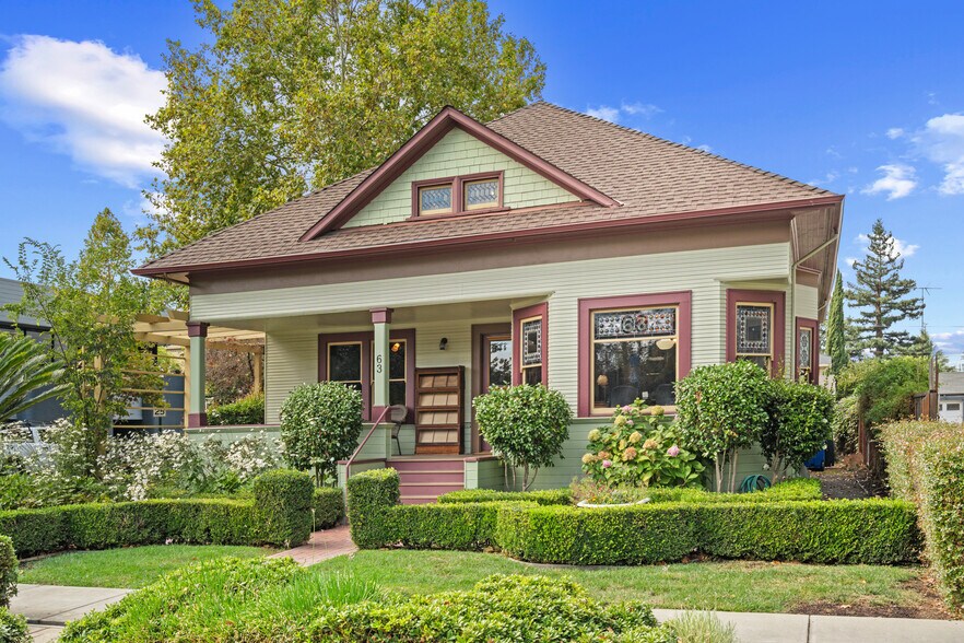 63 N 1st St, Campbell, CA à vendre - Photo de l’immeuble – Image 3 sur 35