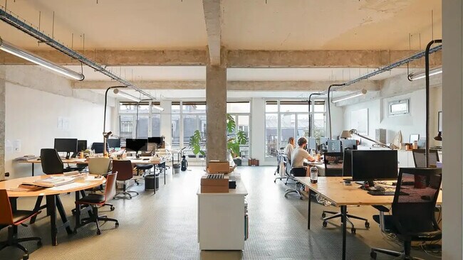 Plus de détails pour 15 Rue Martel, Paris - Bureau à vendre