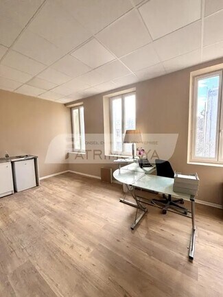 Plus de détails pour Rue Ferrari, Marseille - Bureau à louer