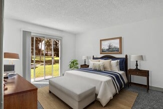 Plus de détails pour 1835 S Segrave St, South Daytona, FL - Logement à vendre