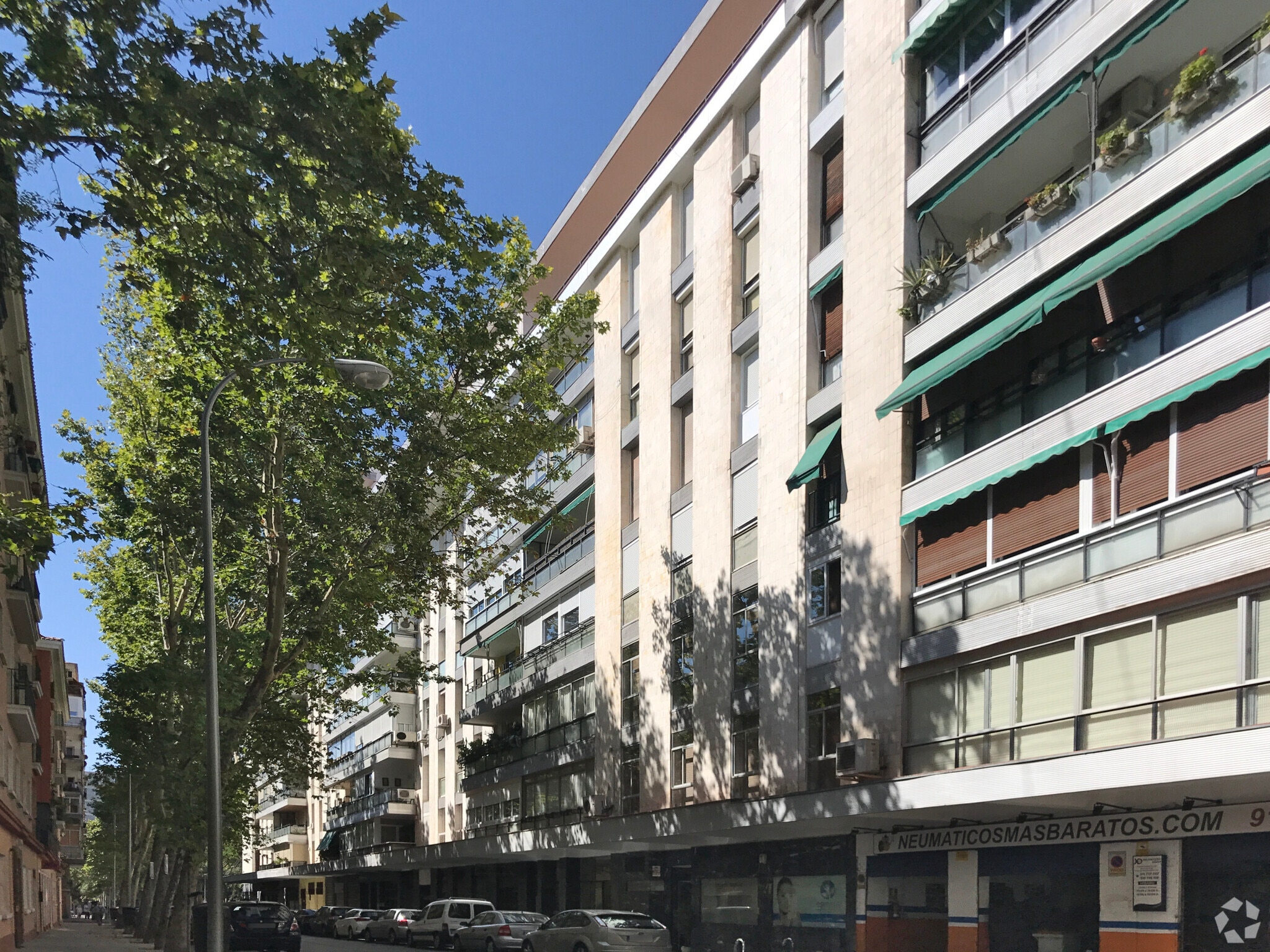 Local commercial dans Madrid, Madrid à louer Photo principale– Image 1 sur 34