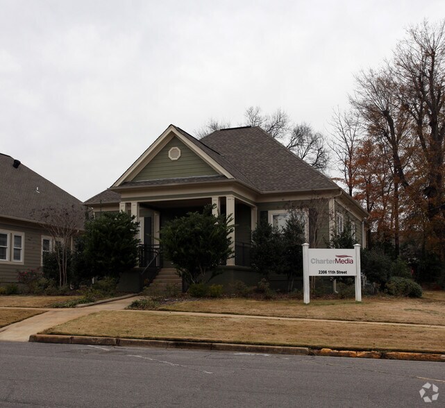 2306 11th St, Tuscaloosa, AL à louer - Photo de l’immeuble – Image 1 sur 3