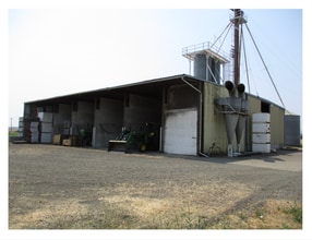 10755 Highway 22, Dallas, OR à vendre Photo de l’immeuble– Image 2 sur 13