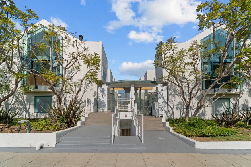 807-811 21st St, Santa Monica, CA à vendre - Photo de l’immeuble – Image 2 sur 22