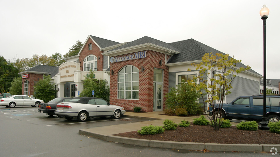 246 E Main St, Norton, MA à louer - Photo principale – Image 1 sur 4