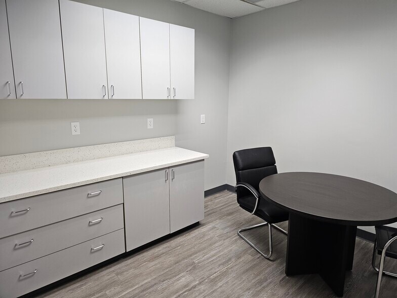 4109 Guardian St, Simi Valley, CA à louer - Photo intérieure – Image 3 sur 7