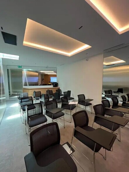 17 Bis Avenue D' Alery, Annecy à louer - Photo de l’immeuble – Image 2 sur 6