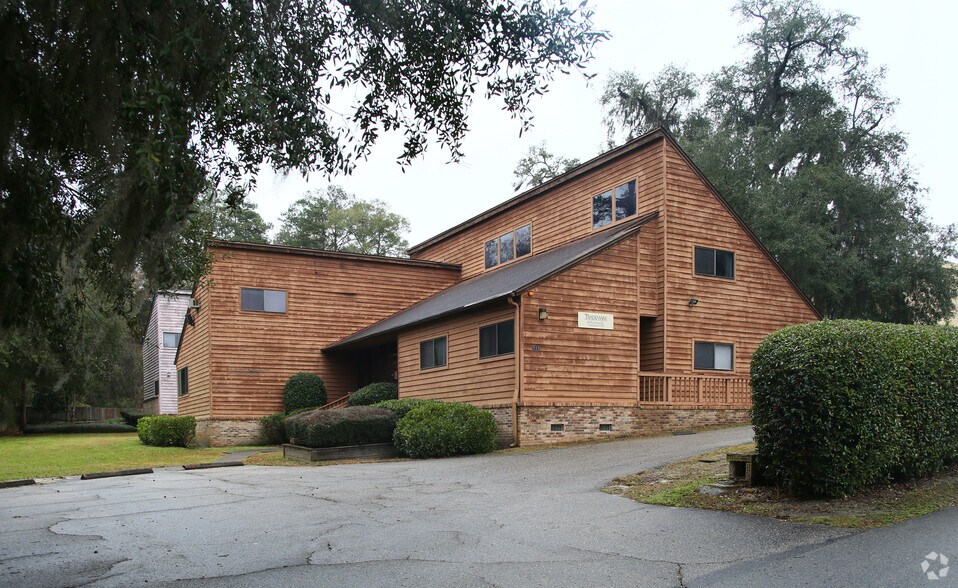 7117-7119 Beech Ridge Trail portefeuille de 4 biens à vendre sur LoopNet.fr - Photo principale – Image 2 sur 2