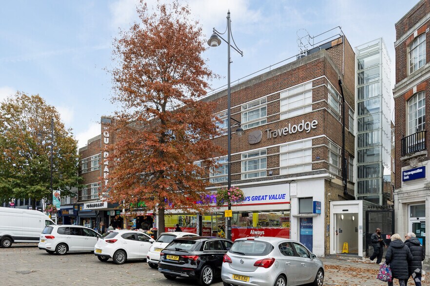 1-3 Quadrant Arcade, Romford à vendre - Photo principale – Image 1 sur 1