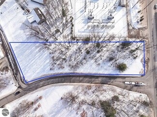 Plus de détails pour 1 LaFranier rd, Traverse City, MI - Terrain à vendre
