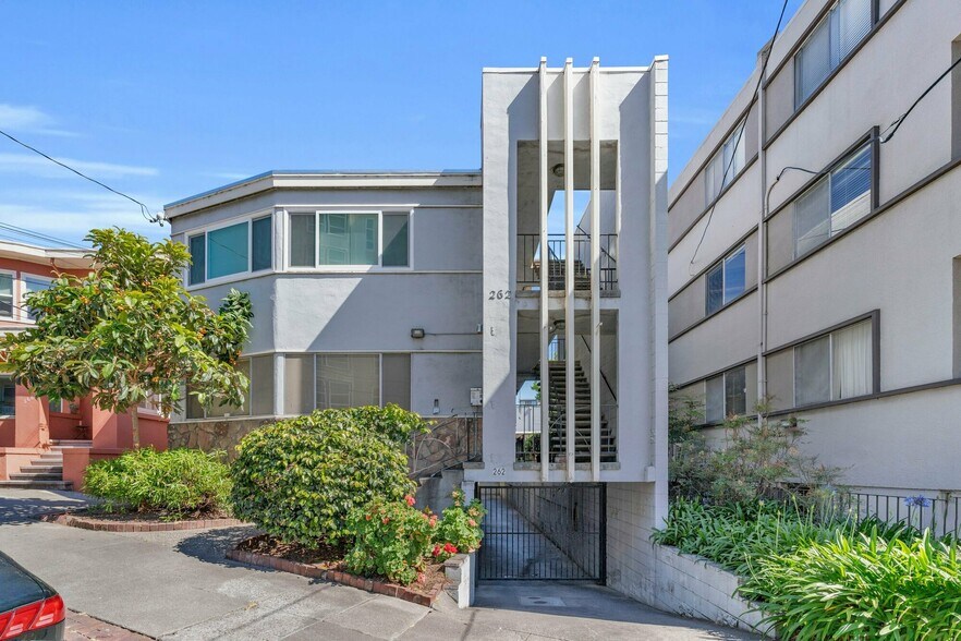 262 Hanover Ave, Oakland, CA à vendre - Photo de l’immeuble – Image 1 sur 35
