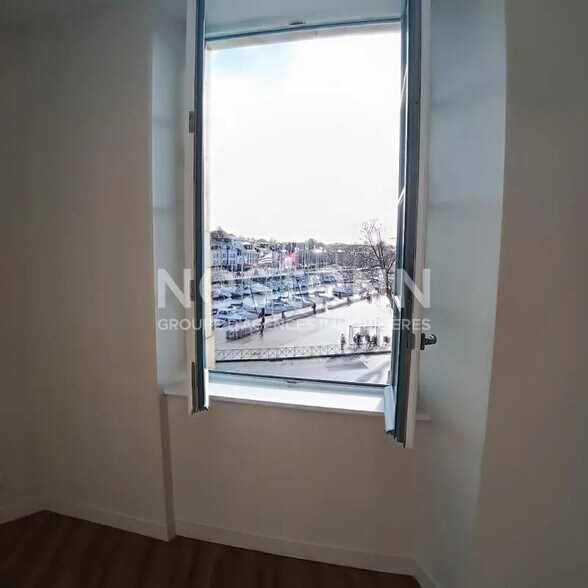 Bureau dans Vannes à louer - Photo de l’immeuble – Image 3 sur 4