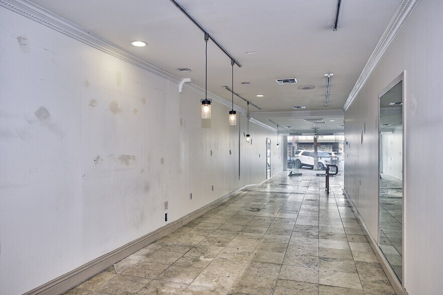 7927 Girard Ave, La Jolla, CA à louer - Photo de l’immeuble – Image 3 sur 16