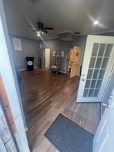 202-208 Cecil B Moore Ave, Philadelphia, PA à louer Hall d’entrée– Image 1 sur 8