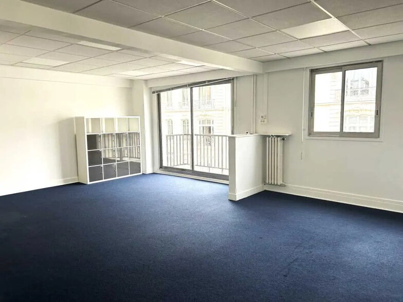 Bureau dans Paris à louer - Photo de l’immeuble – Image 2 sur 9