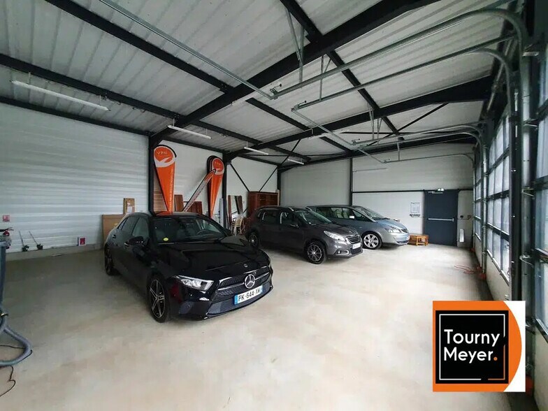 Local d’activités dans Pacé à louer - Photo intérieure – Image 2 sur 3