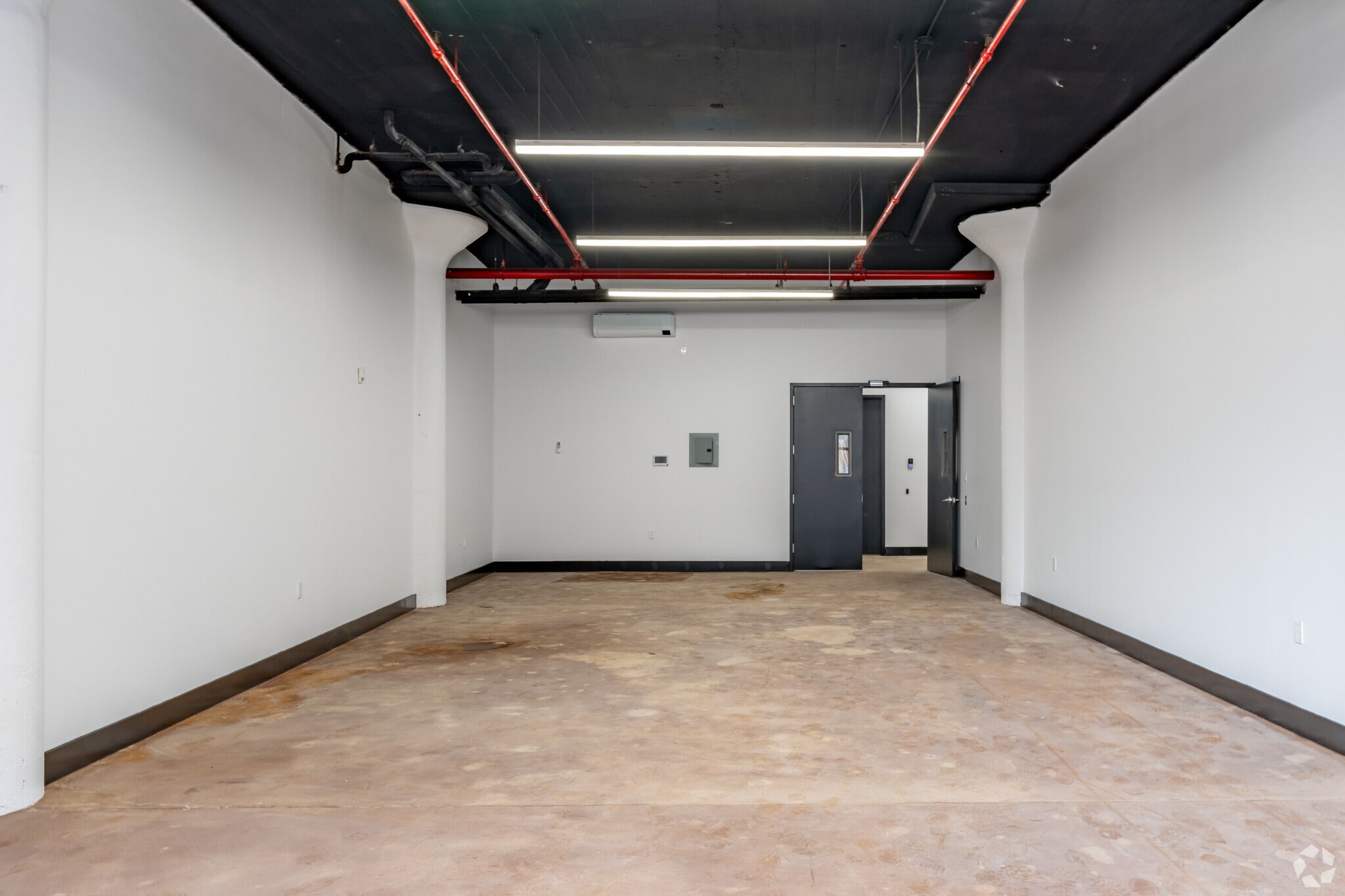 4 Evergreen Ave, Brooklyn, NY à louer Photo intérieure– Image 1 sur 1