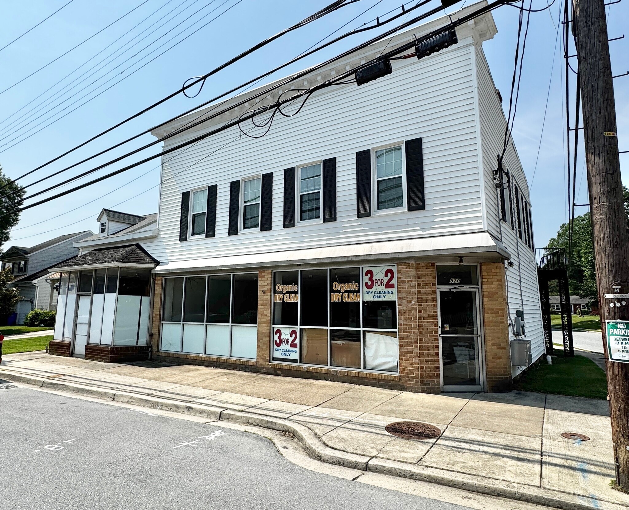 520 Montgomery St, Laurel, MD à vendre Photo de l’immeuble– Image 1 sur 18