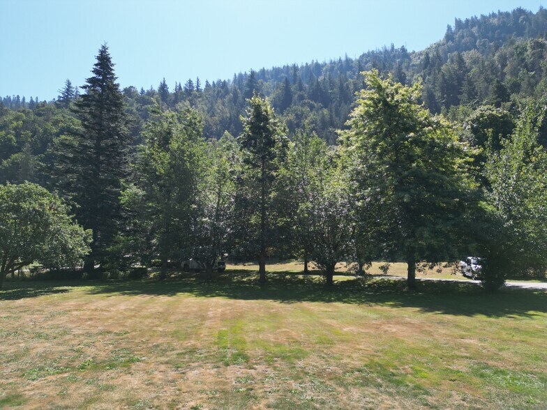 4843 Giesbrecht Rd, Chilliwack, BC à vendre - Photo de l’immeuble – Image 2 sur 26