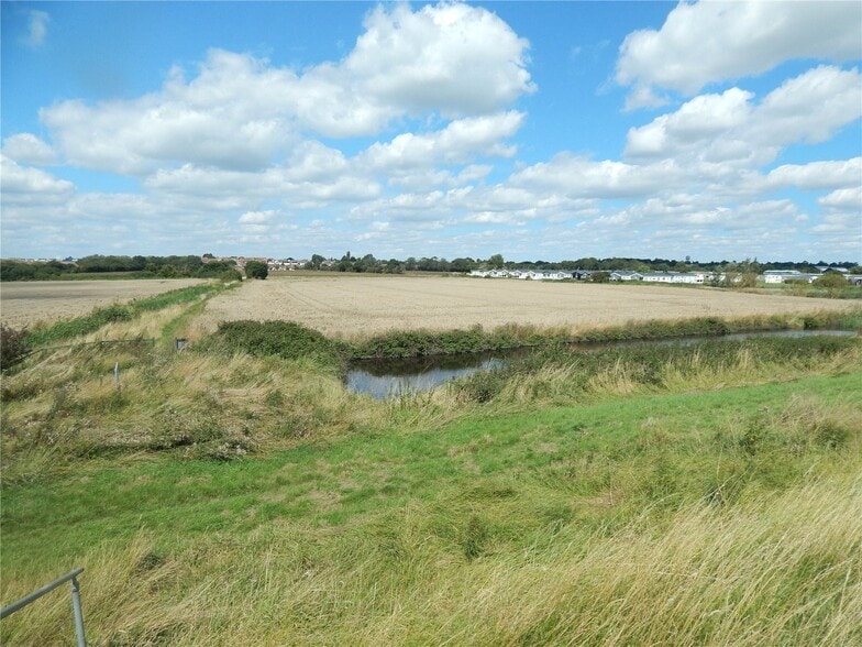 Low Road, Dovercourt Bay, Harwich à vendre - Photo principale – Image 1 sur 4
