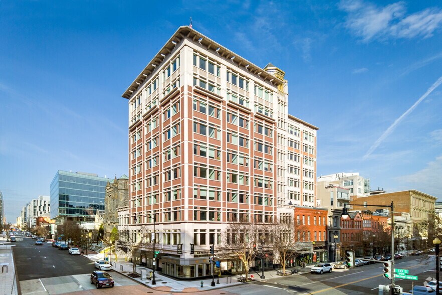 975 F St NW, Washington, DC à louer - Photo de l’immeuble – Image 2 sur 10
