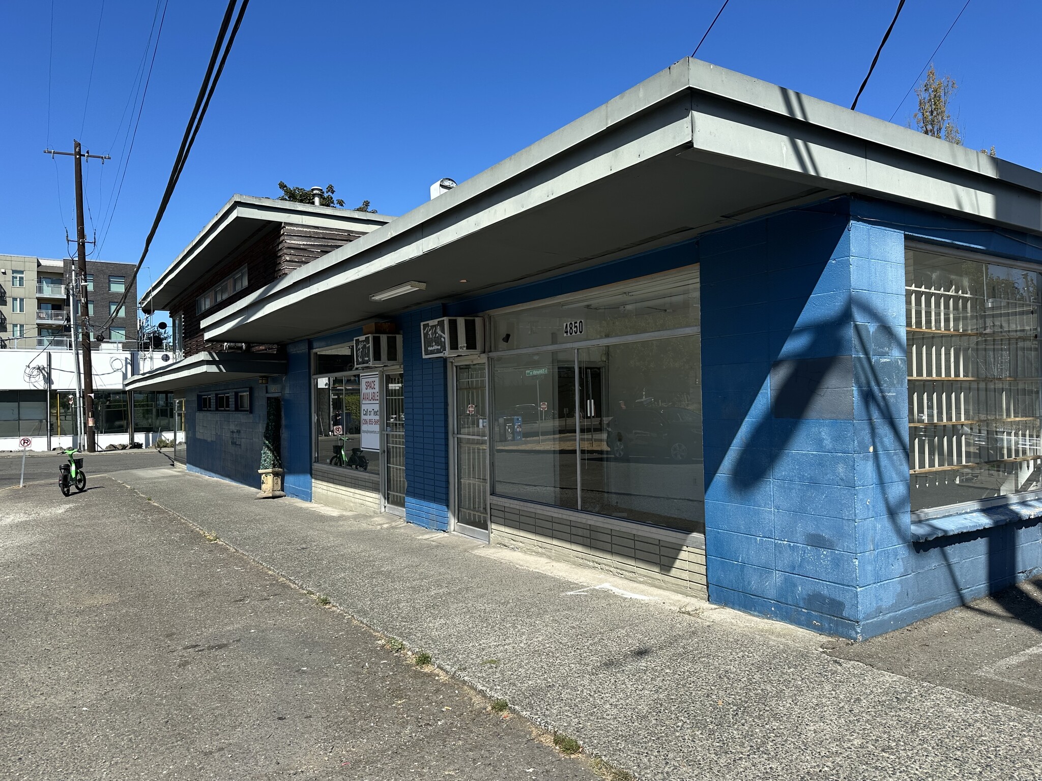 4850 37th Ave S, Seattle, WA à louer Photo de l’immeuble– Image 1 sur 15