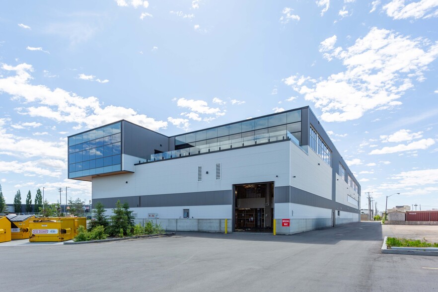 5920 Gateway Blvd, Edmonton, AB à louer - Photo de l’immeuble – Image 3 sur 3