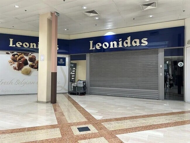 Plus de détails pour 66 Boulevard Victor Bordier, Montigny-lès-Cormeilles - Local commercial à louer