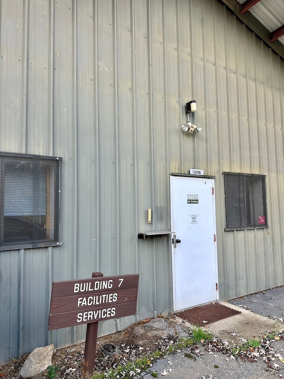 13034 Bitney Springs Rd, Nevada City, CA à louer Photo intérieure– Image 1 sur 27