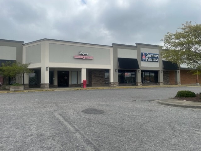 2511-2537 E Ash St, Goldsboro, NC à louer - Photo de l’immeuble – Image 2 sur 5
