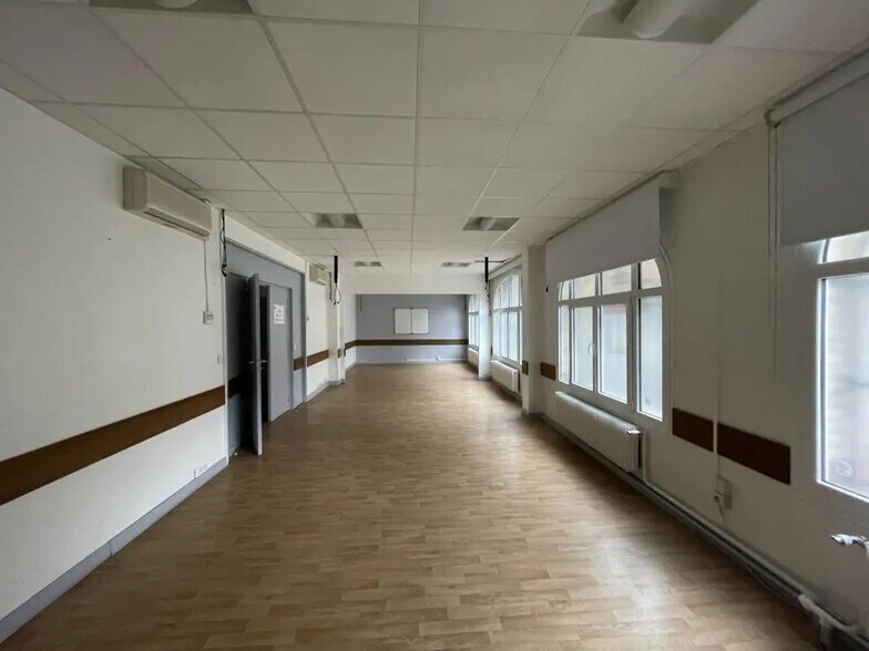 Bureau dans Paris à vendre - Photo de l’immeuble – Image 1 sur 5