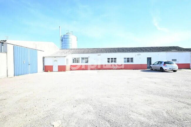 Plus de détails pour 14 Rue Marc Seguin, Crissey - Bureau, Local d'activités à louer