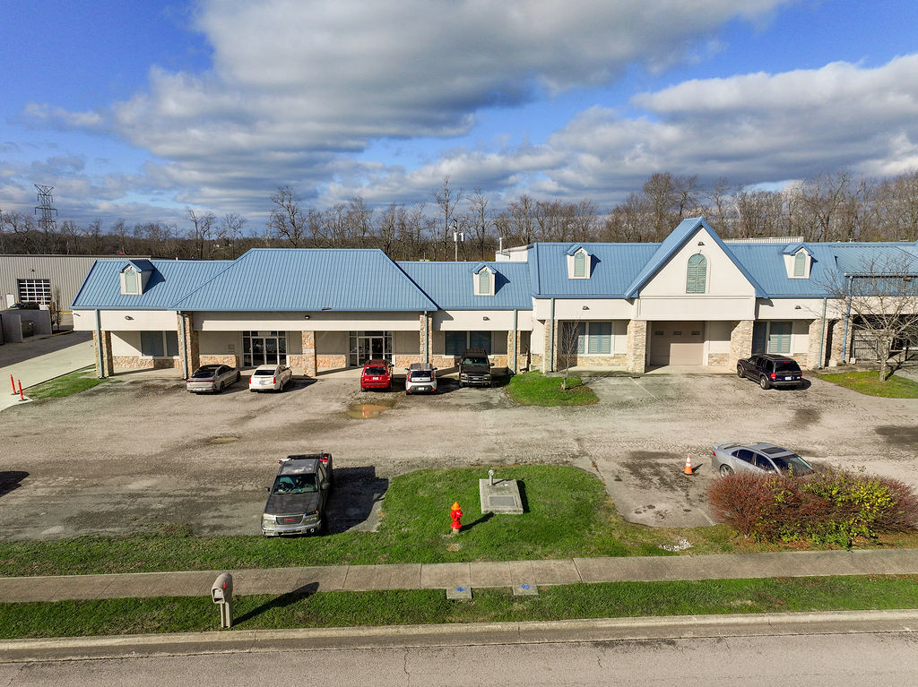 109 Means Dr, Nicholasville, KY à louer Photo principale– Image 1 sur 13