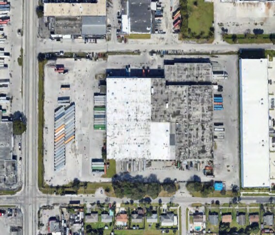 7101 NW 32nd Ave, Miami, FL à louer - Photo de l’immeuble – Image 1 sur 4