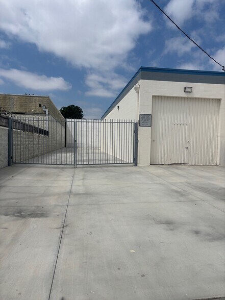 9849 Klingerman St, South El Monte, CA à louer - Photo de l’immeuble – Image 3 sur 11